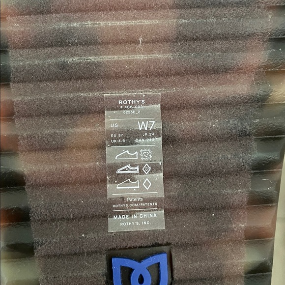 Rothy's Revelvet Casual Slip-On Clogs in Syrah Sz:7 - Picture 5 of 11